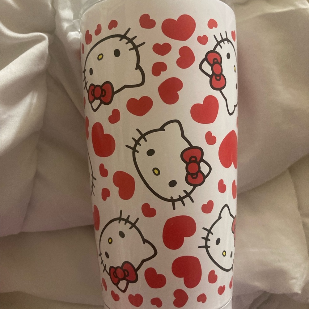 Hello Kitty valentines Day tumbler